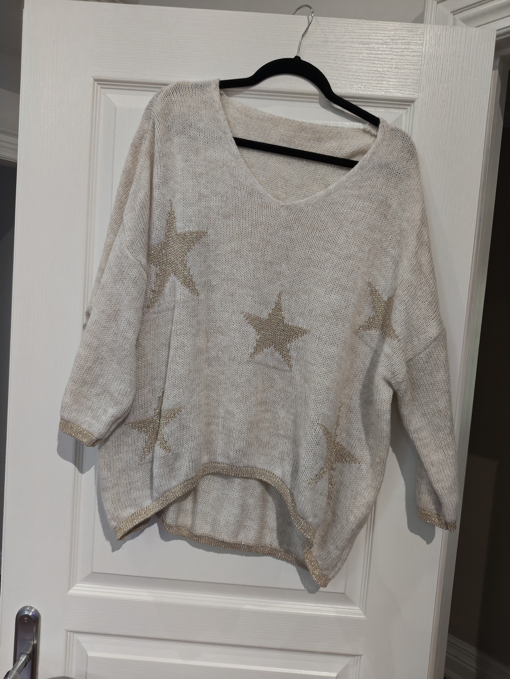 Y2K Vintage Cream Star-Print V-Neck Sweater - Women's